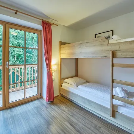1 Apartment